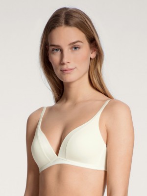 Sous Vêtement Calida Cate Triangle Bra With Padding Femme Alabaster Crème | UW7812590