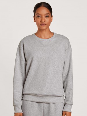 Yoga Calida Circular Lounge Sweatshirt, Cradle To Cradle Certified® Femme Grise | WS4239018